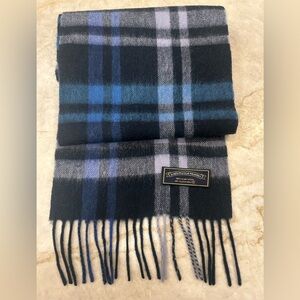 James Pringle weavers 100% pure wool tartan blue tones scarf